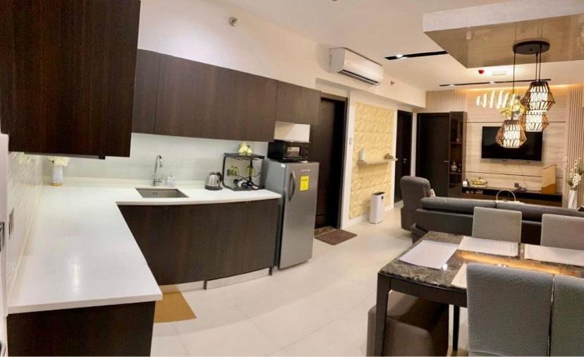 Aeon Towers Executive Suite 2Br 18Th Floor Davao Zewnętrze zdjęcie