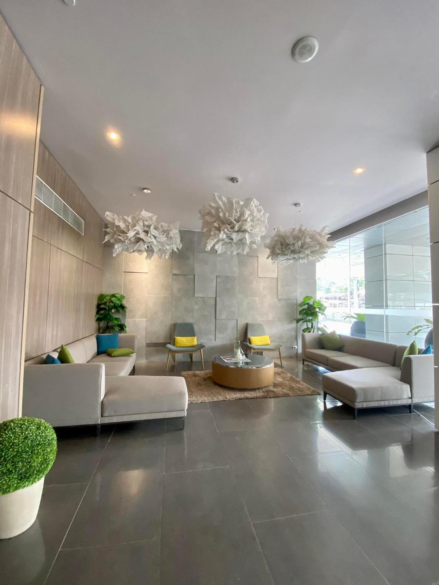 Aeon Towers Executive Suite 2Br 18Th Floor Davao Zewnętrze zdjęcie
